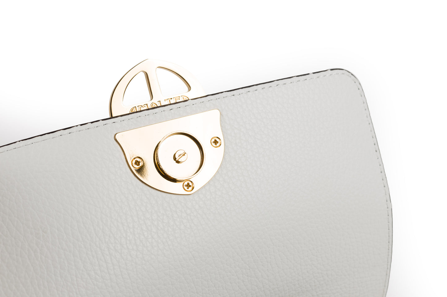 Close-up of a white LEATHER handbag with a gold clasp/BUCKLE on a white background. - DEI DUCHI (AMALTEA)