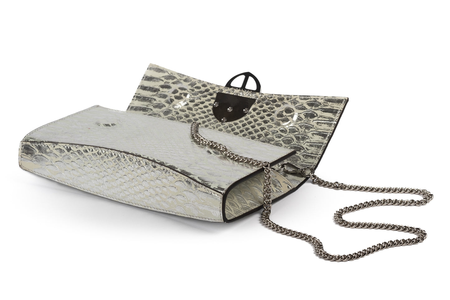 Laid view of a silvery snake textured leather bag with a 'AMALTEA' burnished metal buckle logo, and a silver chain strap, on a white background. - DEI DUCHI (AMALTEA)