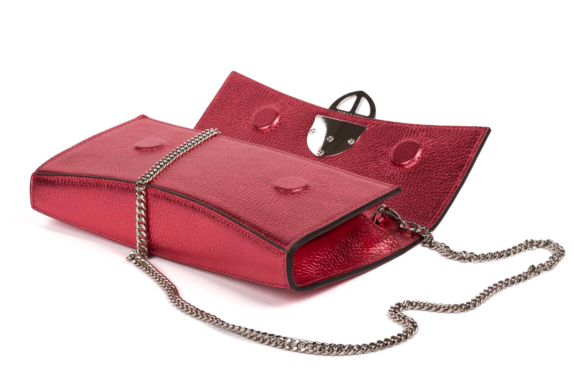 Strawberry Red leather clutch bag/wallet with a burnished metallic emblem buckle on a white background. - DEI DUCHI (AMALTEA)
